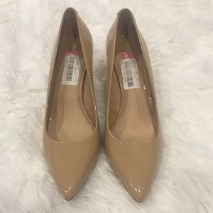 Nude Gianni Bini Heels